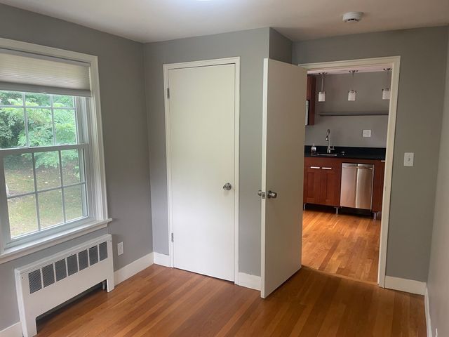 39 Prospect St 3, Marblehead, MA 01945