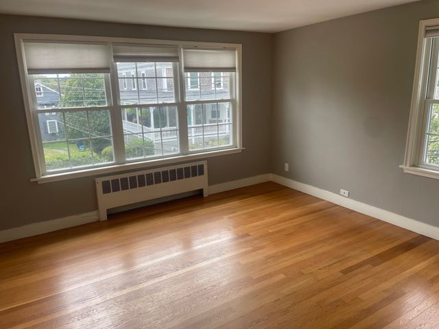 39 Prospect St 3, Marblehead, MA 01945