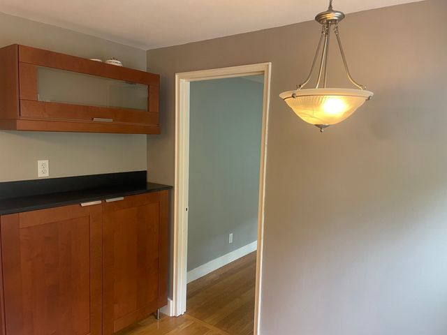 39 Prospect St 3, Marblehead, MA 01945