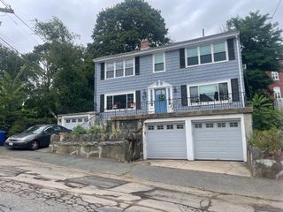 39 Prospect St 3, Marblehead, MA 01945