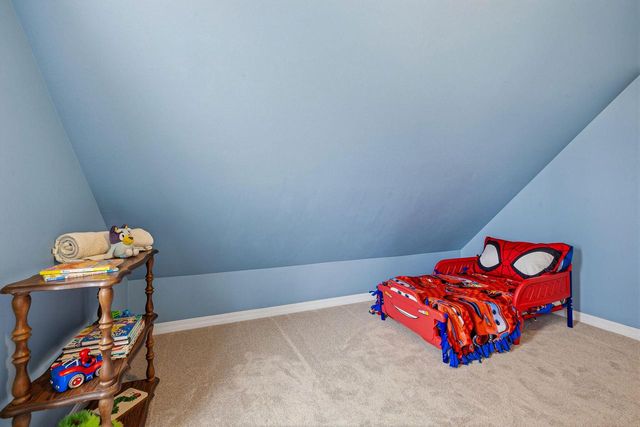 1920 S 90th STREET, West Allis, WI 53227