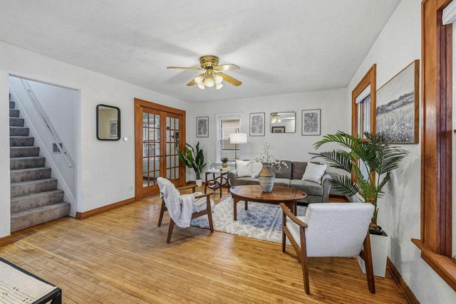 1920 S 90th STREET, West Allis, WI 53227