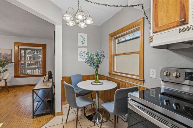 1920 S 90th STREET, West Allis, WI 53227