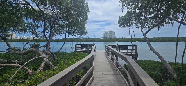 200 Waterway Road 104, Tequesta, FL 33469