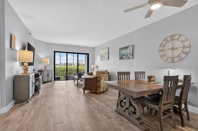 200 Waterway Road 104, Tequesta, FL 33469