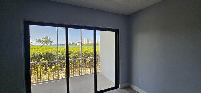200 Waterway Road 104, Tequesta, FL 33469