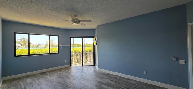 200 Waterway Road 104, Tequesta, FL 33469