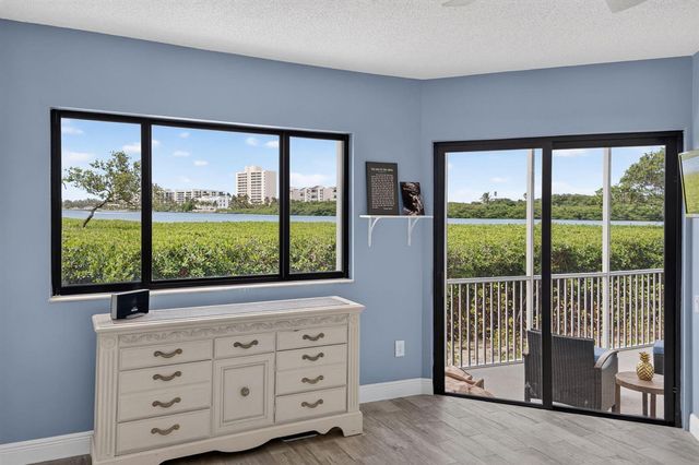 200 Waterway Road 104, Tequesta, FL 33469