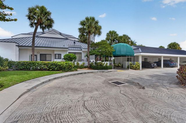 200 Waterway Road 104, Tequesta, FL 33469