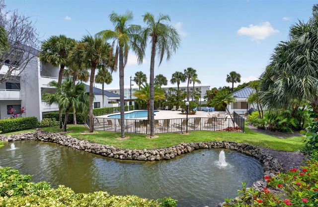 200 Waterway Road 104, Tequesta, FL 33469