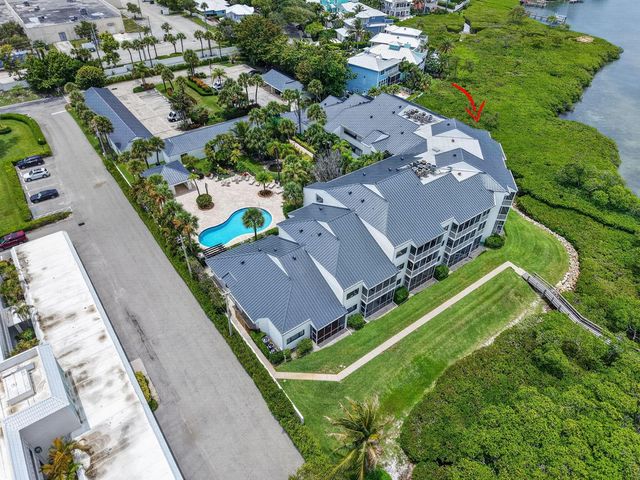 200 Waterway Road 104, Tequesta, FL 33469