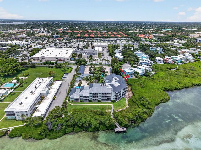 200 Waterway Road 104, Tequesta, FL 33469