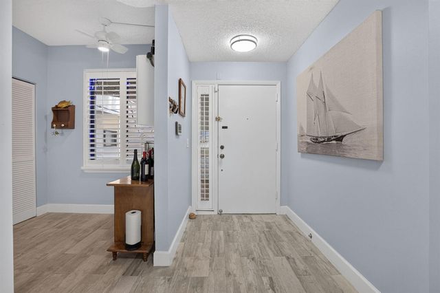 200 Waterway Road 104, Tequesta, FL 33469