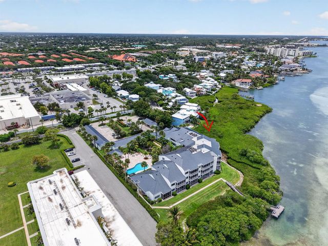200 Waterway Road 104, Tequesta, FL 33469