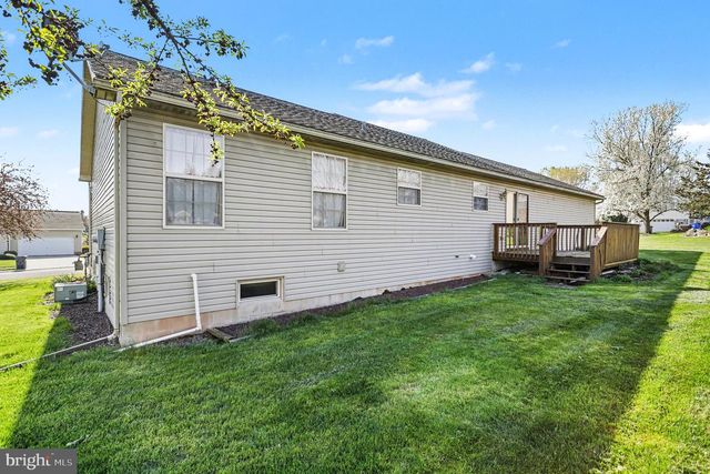 175 BRANCH CIR, East Berlin, PA 17316