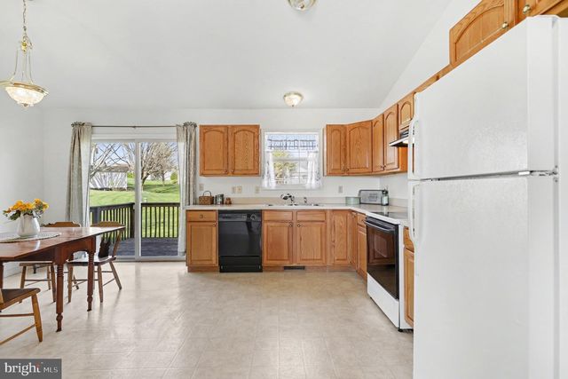 175 BRANCH CIR, East Berlin, PA 17316
