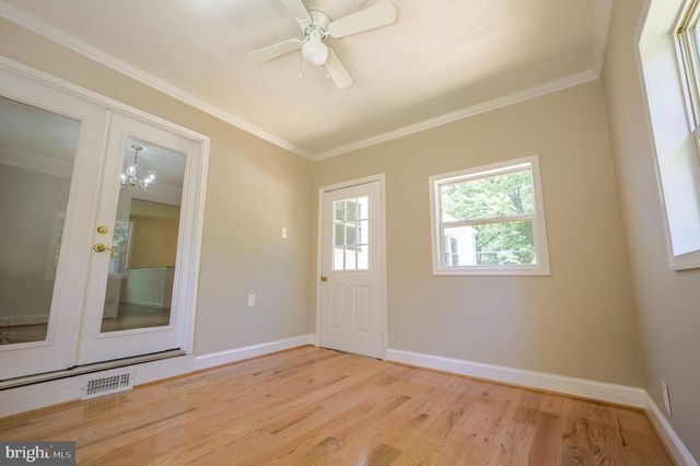 5303 MACWOOD DR, Woodbridge, VA 22193