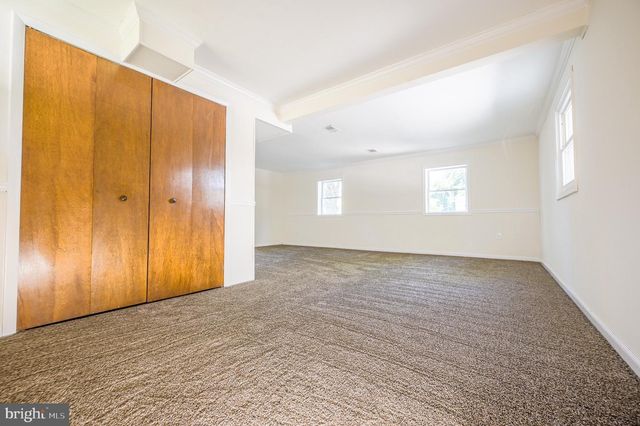 5303 MACWOOD DR, Woodbridge, VA 22193