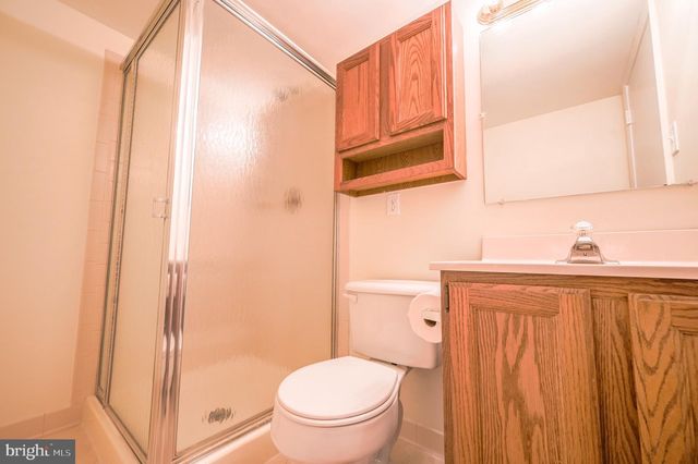 5303 MACWOOD DR, Woodbridge, VA 22193