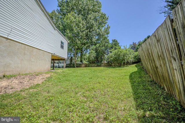 5303 MACWOOD DR, Woodbridge, VA 22193