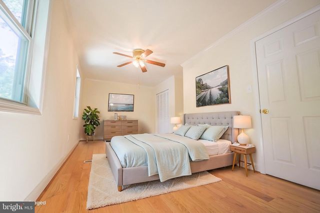 5303 MACWOOD DR, Woodbridge, VA 22193