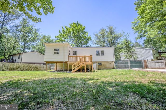 5303 MACWOOD DR, Woodbridge, VA 22193