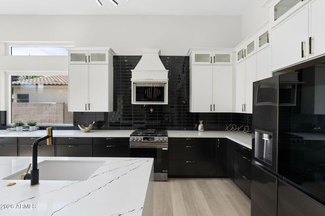 3560 S NEBRASKA Street, Chandler, AZ 85248