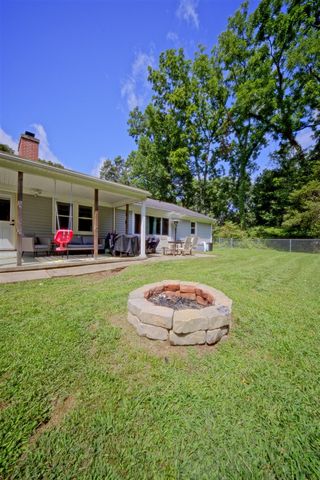 15783 Portage Road, Vicksburg, MI 49097
