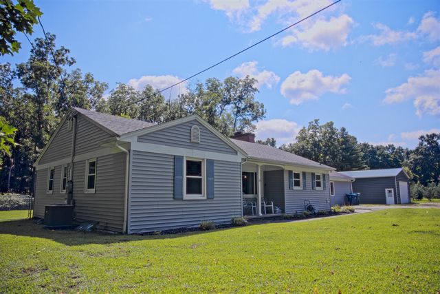 15783 Portage Road, Vicksburg, MI 49097