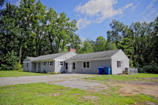 15783 Portage Road, Vicksburg, MI 49097