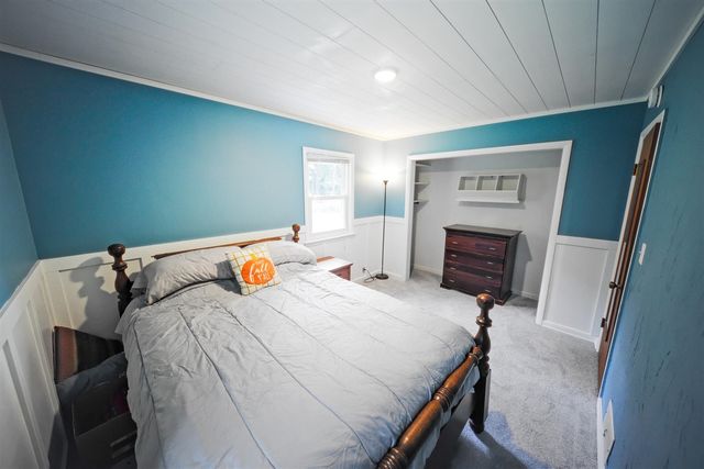 15783 Portage Road, Vicksburg, MI 49097