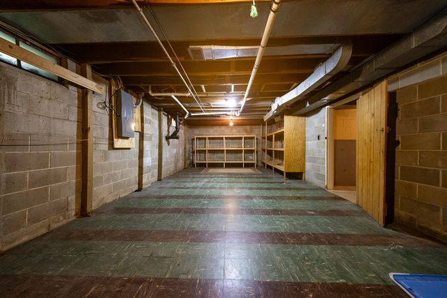 15783 Portage Road, Vicksburg, MI 49097