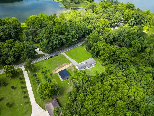 15783 Portage Road, Vicksburg, MI 49097