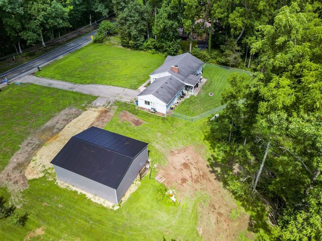15783 Portage Road, Vicksburg, MI 49097