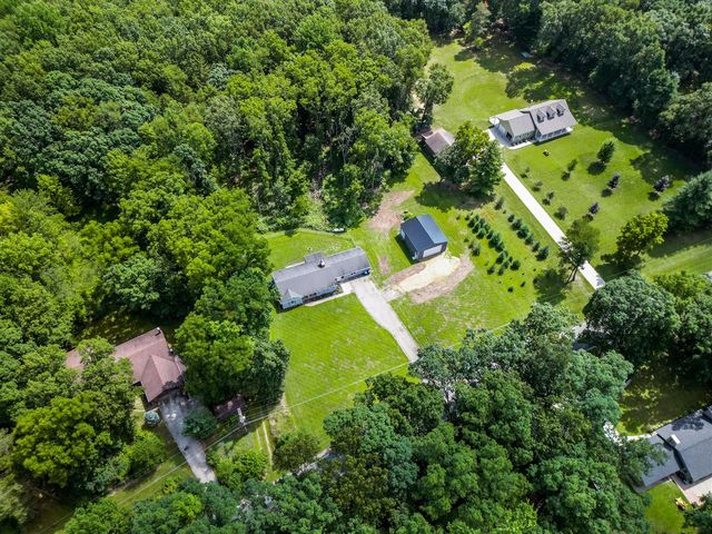 15783 Portage Road, Vicksburg, MI 49097