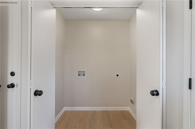 1001 E Piatt Lane, Olathe, KS 66061