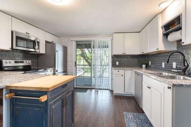 45 Lakeside Drive, Cape Fair, MO 65624