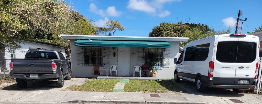 7015 NW 4th Ct 7017, Miami, FL 33150