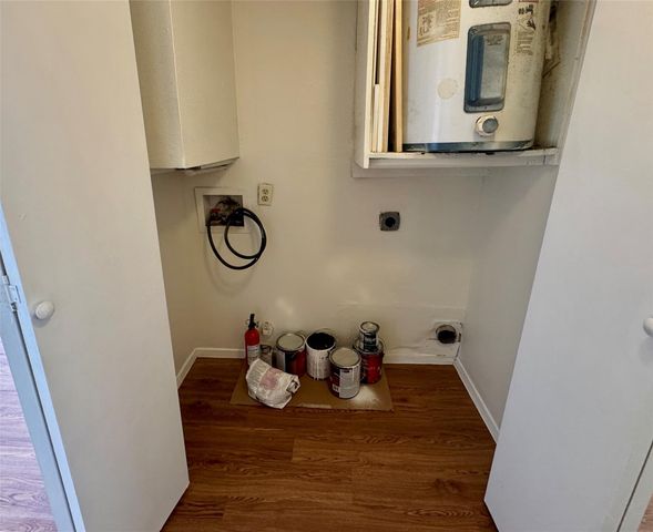 8905 Parkfield DR 101, Austin, TX 78758