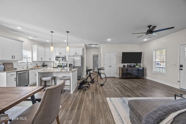 4724 Virginia Dare Drive, Washington, NC 27889