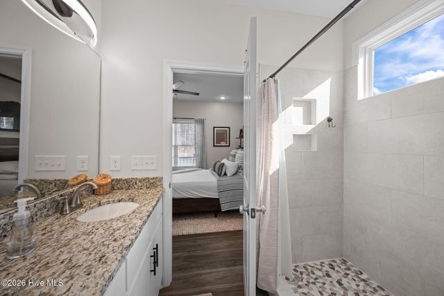 4724 Virginia Dare Drive, Washington, NC 27889