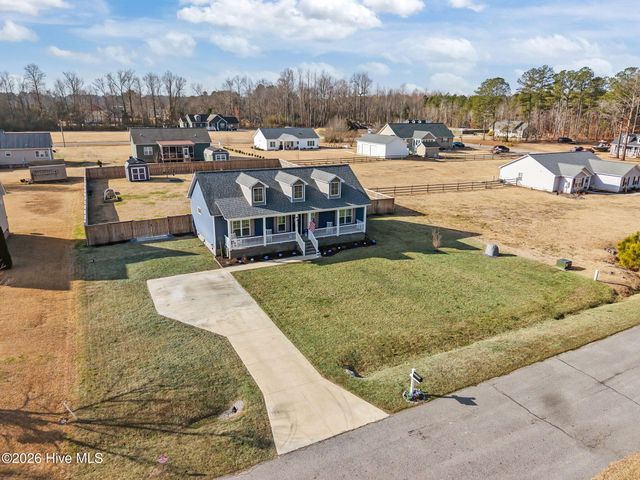 4724 Virginia Dare Drive, Washington, NC 27889