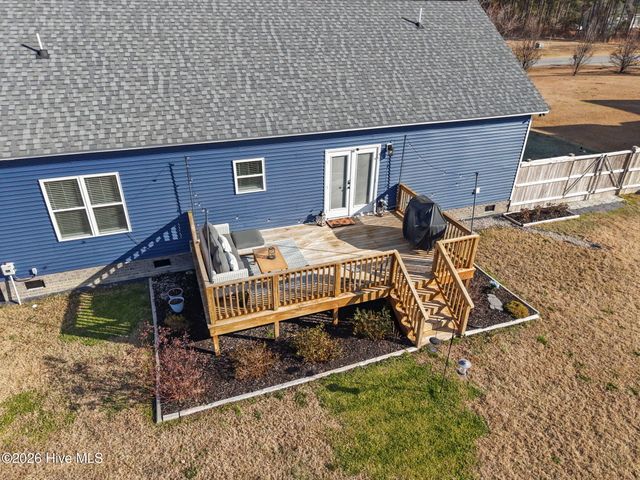 4724 Virginia Dare Drive, Washington, NC 27889