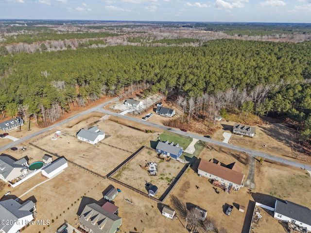 4724 Virginia Dare Drive, Washington, NC 27889
