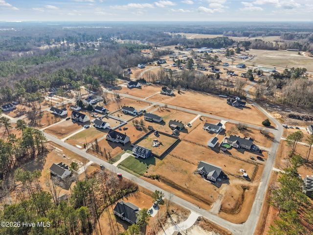 4724 Virginia Dare Drive, Washington, NC 27889