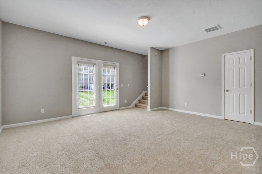 Image 18 of property listing at 65 Canyon Oak Loop, Richmond Hill, GA 31324
