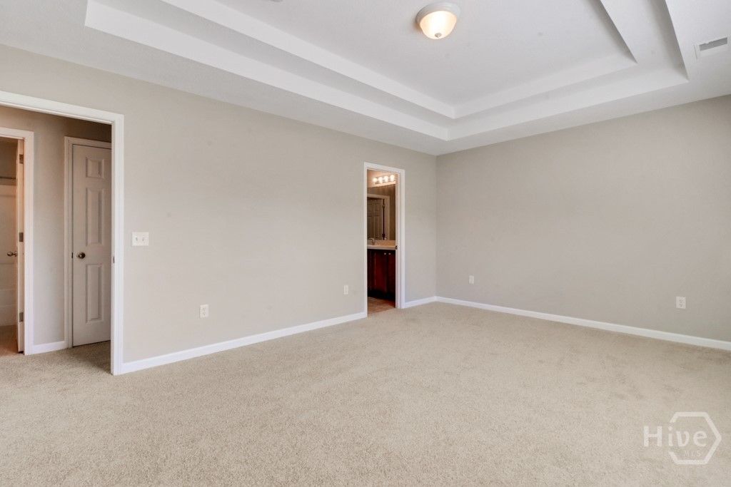 Image 23 of property listing at 65 Canyon Oak Loop, Richmond Hill, GA 31324