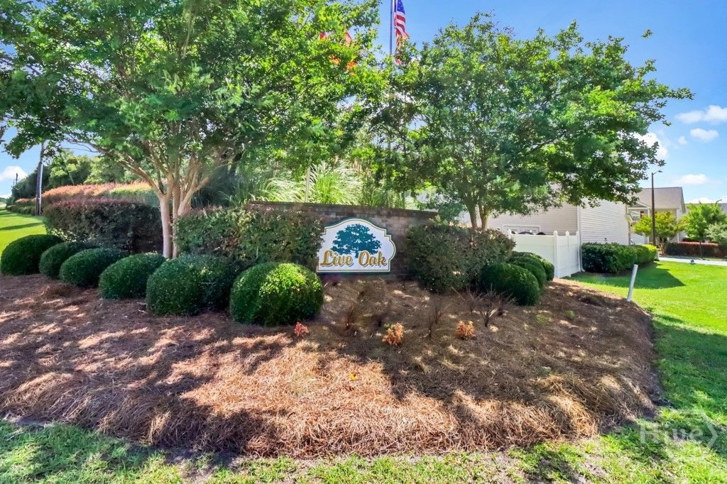 Image 35 of property listing at 65 Canyon Oak Loop, Richmond Hill, GA 31324