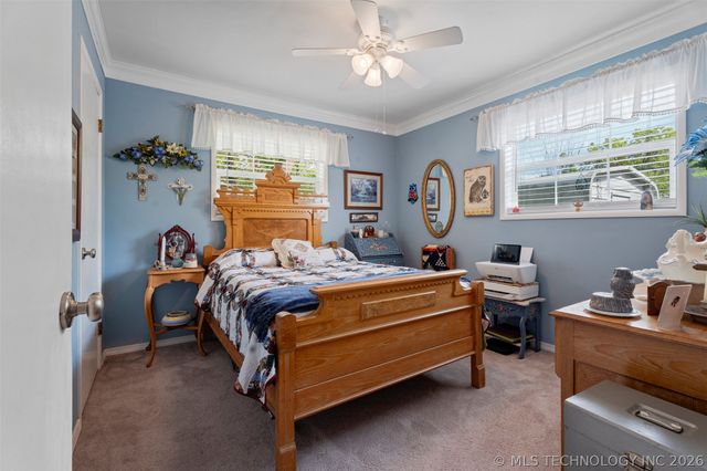 62521 E 252 Road, Grove, OK 74344