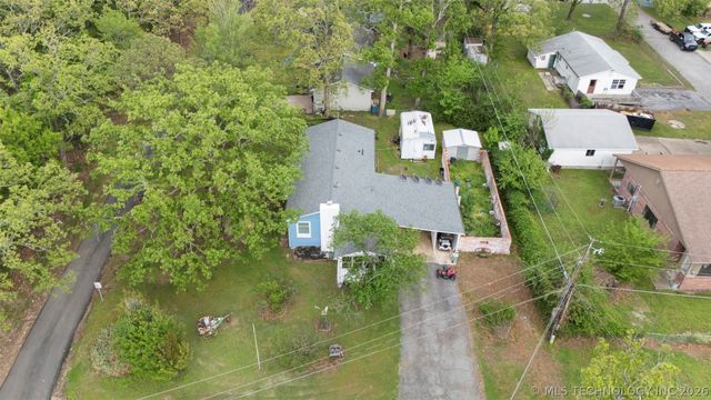 62521 E 252 Road, Grove, OK 74344